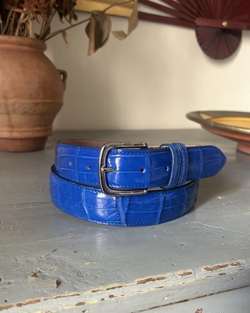 Silver metal buckle belt - Electric Blu 